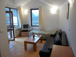 Hotel Bansko Bulgaria nomad remote 7058c934-6df2-461d-b6dd-dcc4f71197a9_Nomad stays Four Leaf Clover inside view.jpg